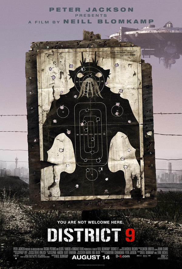 District 9 (2009) - Action Sci-Fi Thriller Movie Poster Movie Poster | Film Wall Art Print
