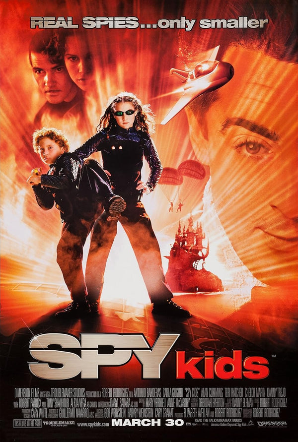 Spy Kids (2001) - Action Adventure Comedy Movie Poster Movie Poster | Film Wall Art Print